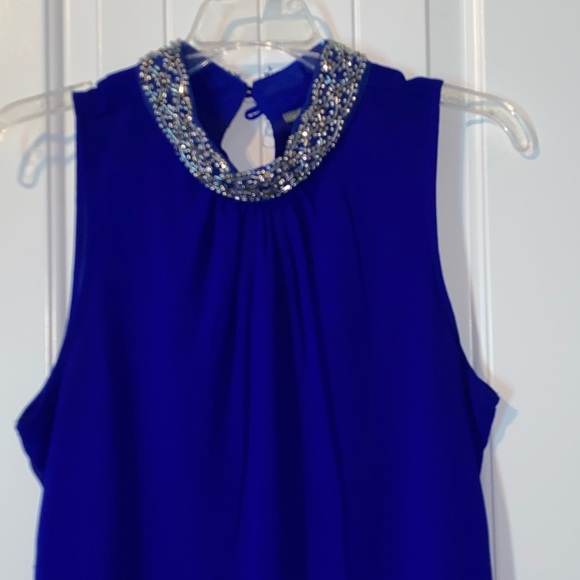 Charlotte Russe Tops - 🐞5/$20 Charlotte Russe tank with beaded neck